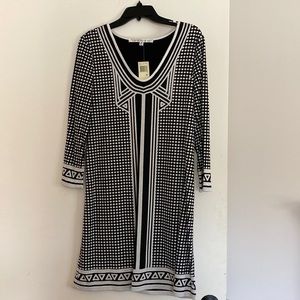 Max Studio Long Sleeve Dress